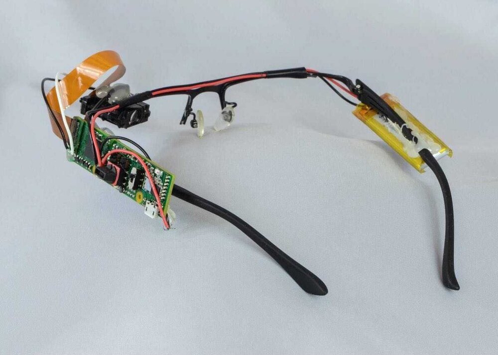 Ed Keyes's late-stage Pinocchio pretotype for Google Glass.